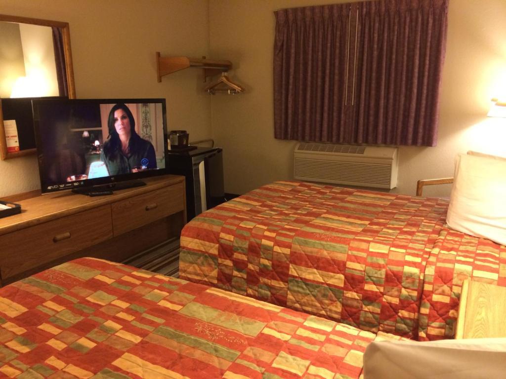 Super 8 By Wyndham Knoxville Room photo